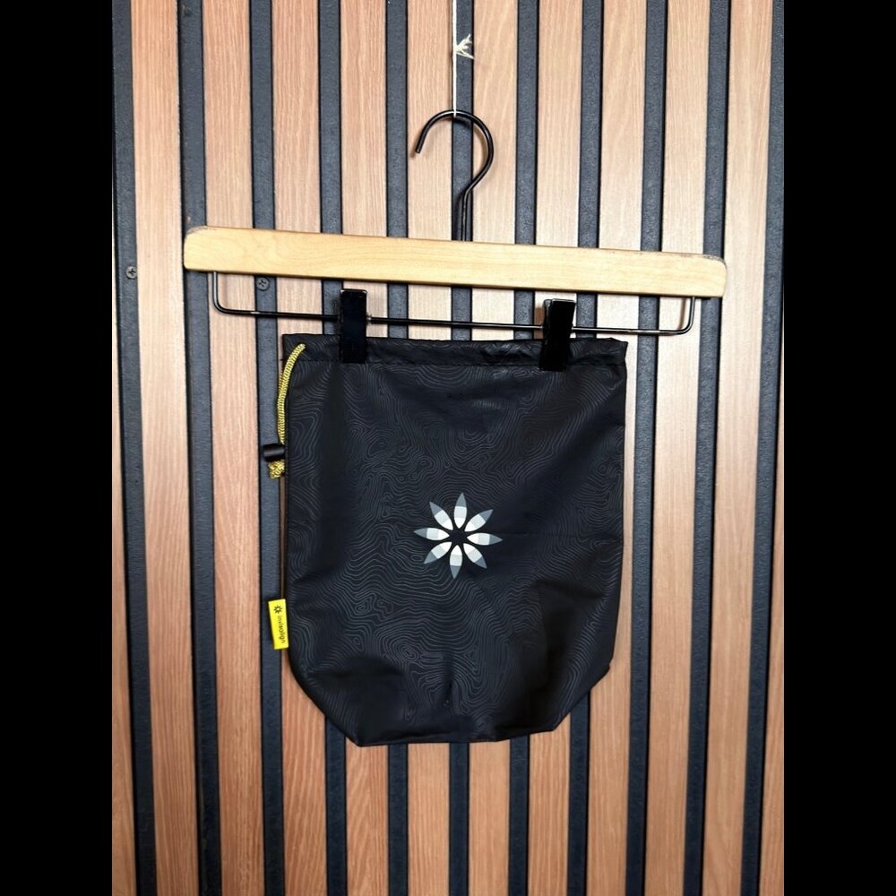 Invisalign Storage Bag 9 X 11 Black Adjustable Case Pouch Reusable - Picture 1 of 6